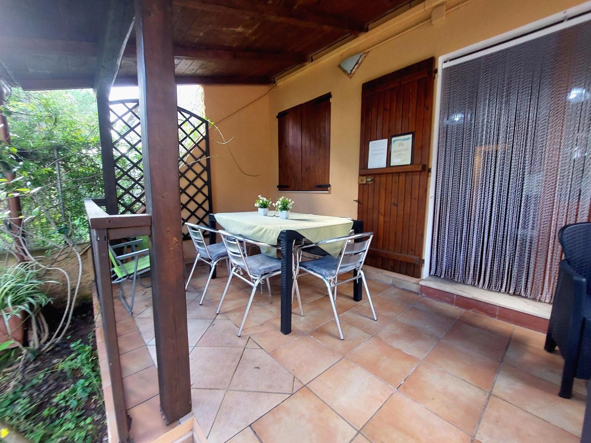 Melisenda Tertenìa Exterior foto